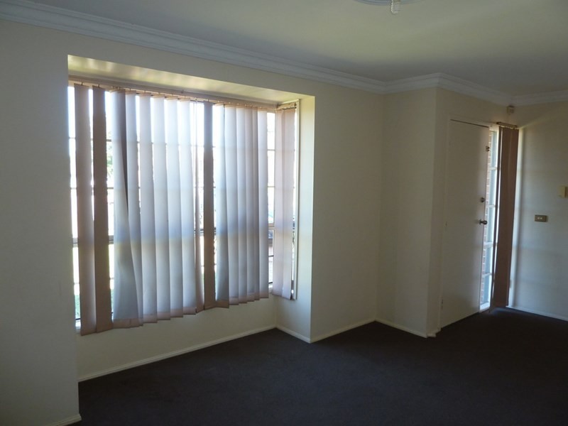 25 Pardalote Place, Glenmore Park NSW 2745