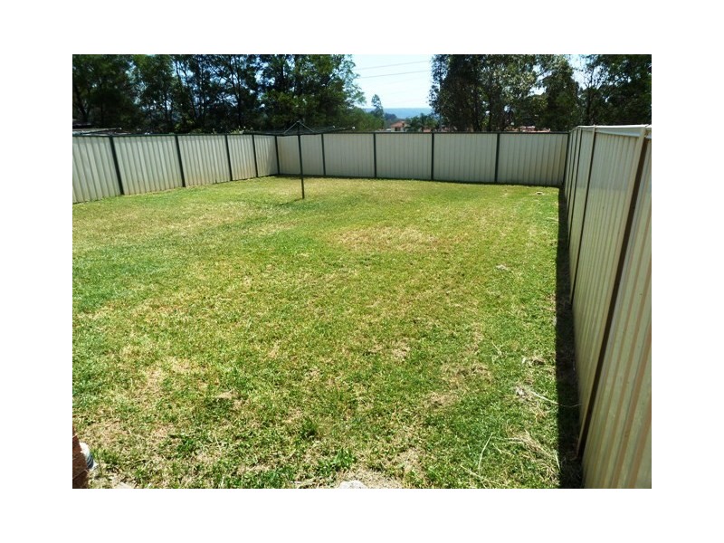 25 Pardalote Place, Glenmore Park NSW 2745