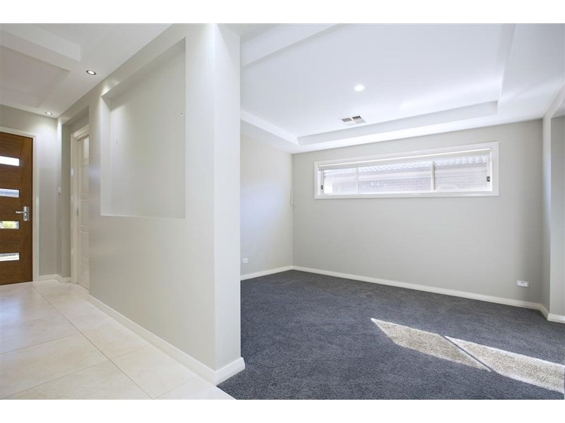 22 Foothills Terrace, Glenmore Park NSW 2745