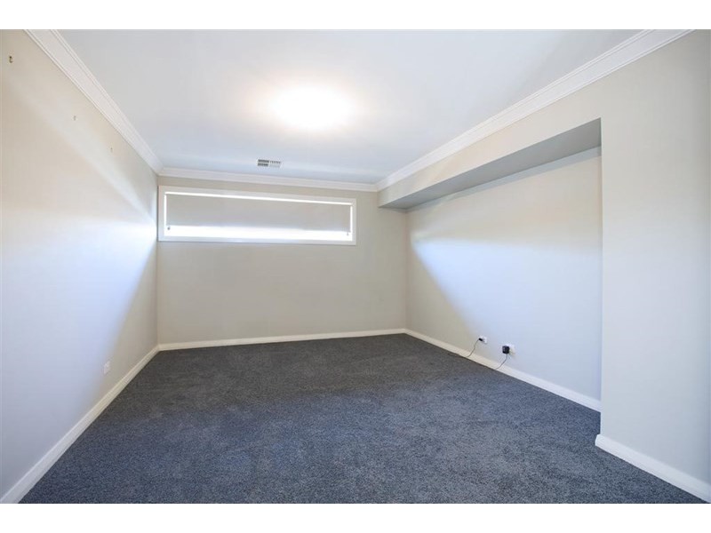 22 Foothills Terrace, Glenmore Park NSW 2745