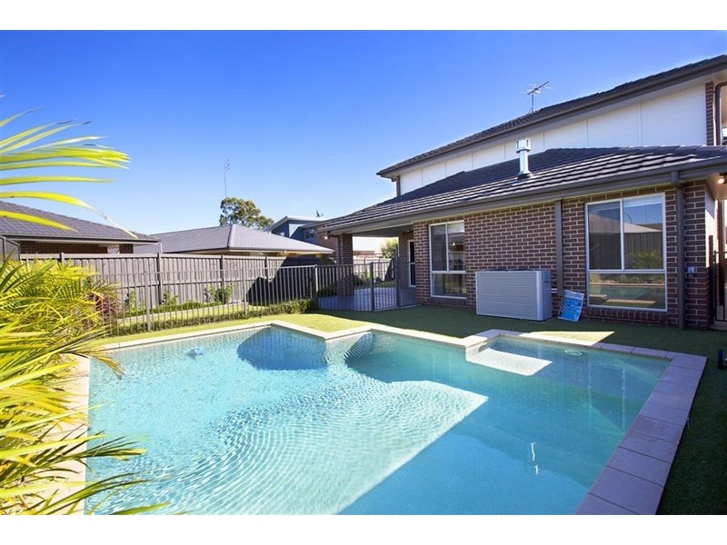 22 Foothills Terrace, Glenmore Park NSW 2745