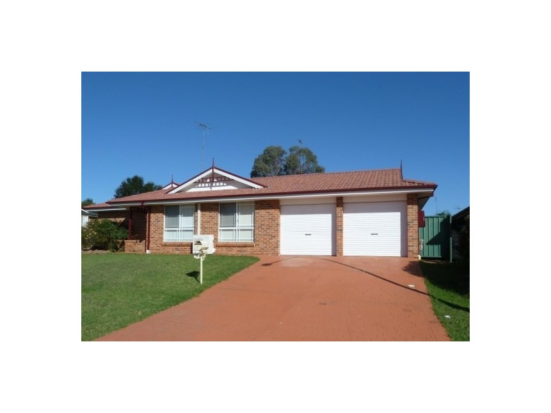1 Scrubwren Close, Glenmore Park NSW 2745