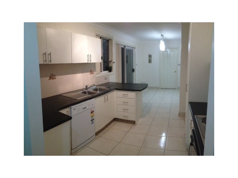 1 Scrubwren Close, Glenmore Park NSW 2745