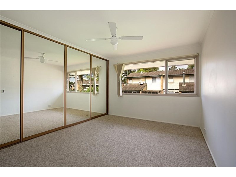 18 Airdsley Lane, Bradbury NSW 2560