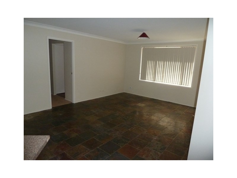 21 The Lakes Drive, Glenmore Park NSW 2745