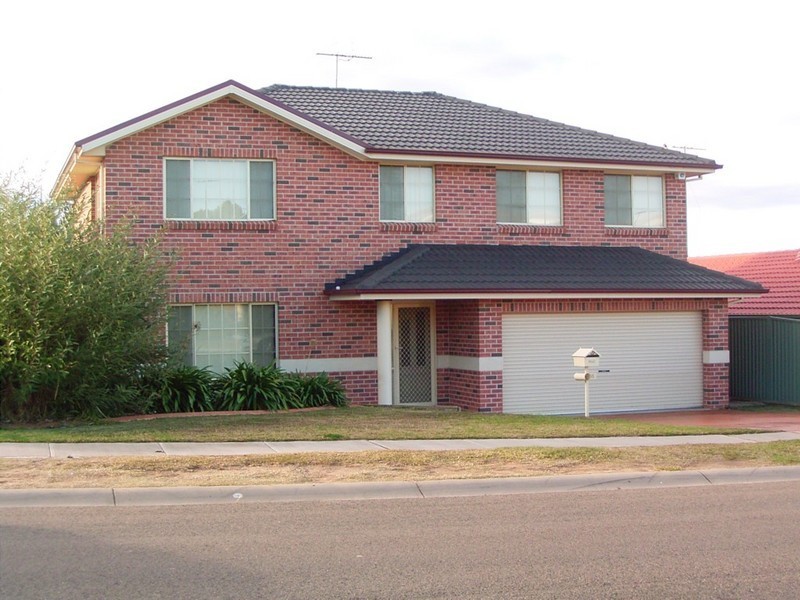 65 The Lakes Drive, Glenmore Park NSW 2745