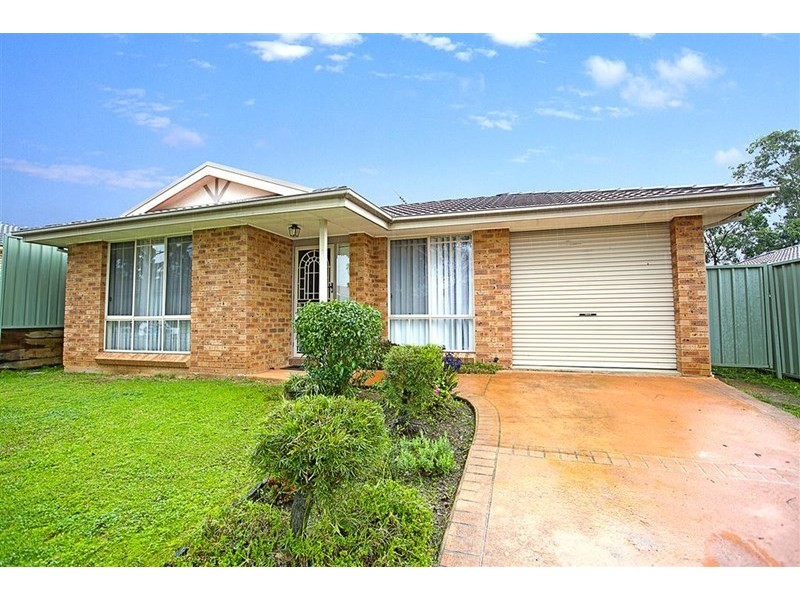 23 Wolara Avenue, Glenmore Park NSW 2745