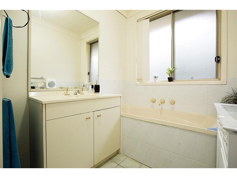 23 Wolara Avenue, Glenmore Park NSW 2745