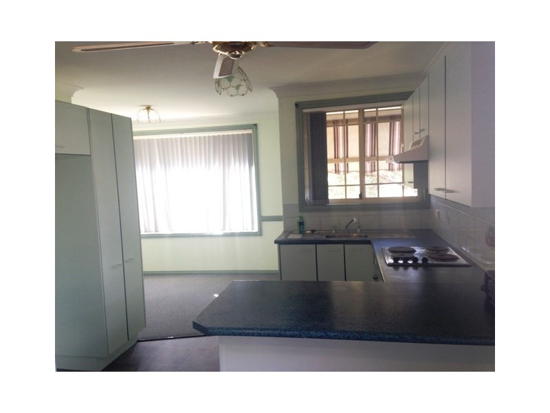 10 Oriole Street, Glenmore Park NSW 2745