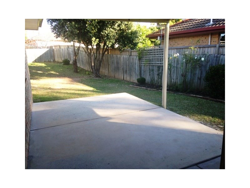 10 Oriole Street, Glenmore Park NSW 2745