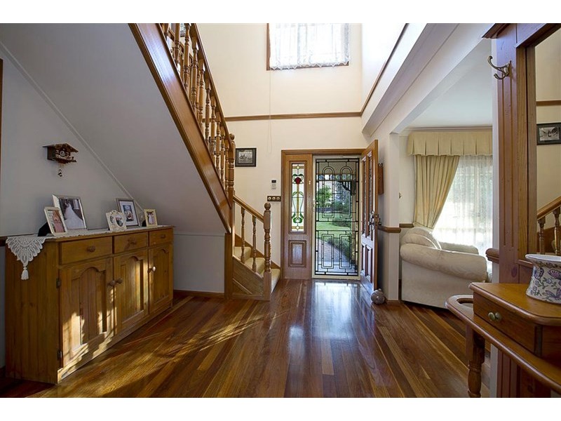 9 Duncan Close, Glenmore Park NSW 2745