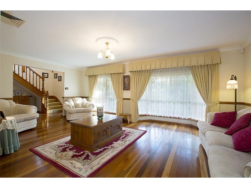 9 Duncan Close, Glenmore Park NSW 2745