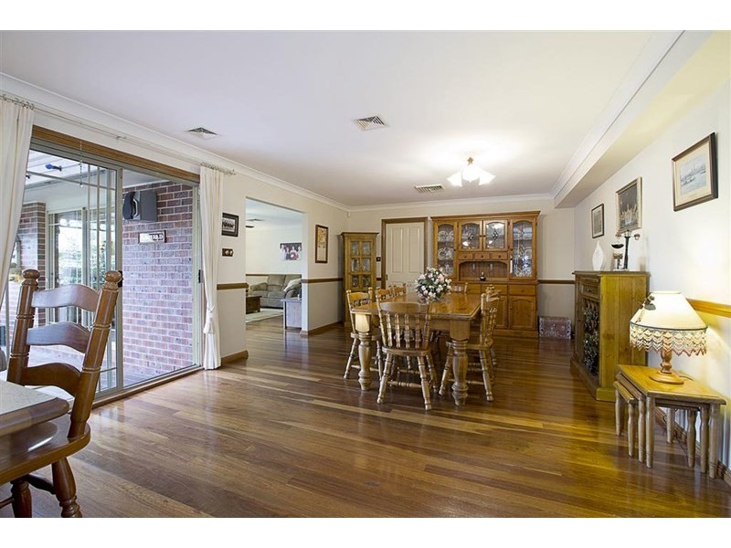 9 Duncan Close, Glenmore Park NSW 2745