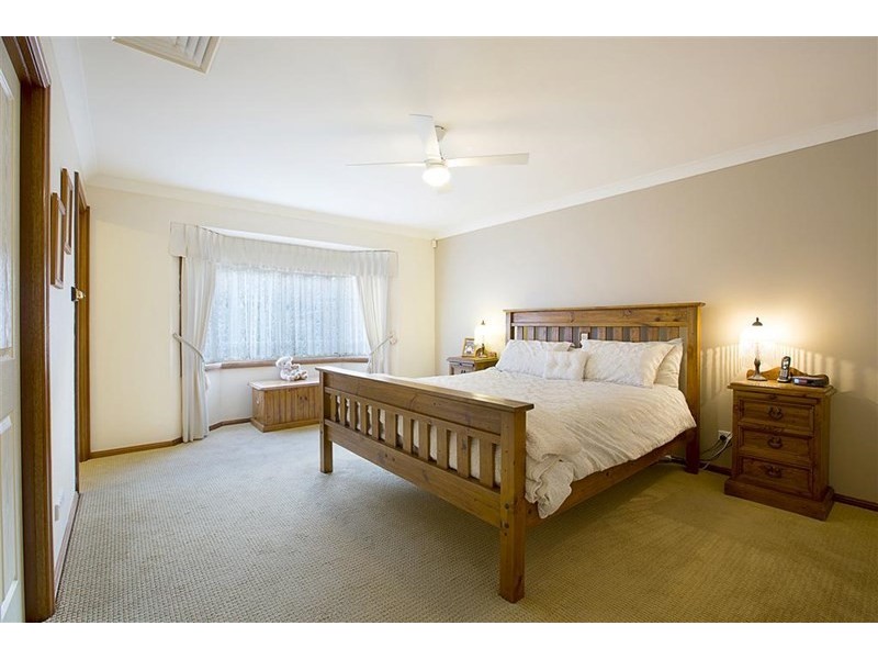 9 Duncan Close, Glenmore Park NSW 2745