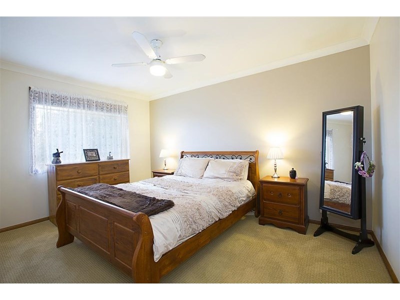 9 Duncan Close, Glenmore Park NSW 2745