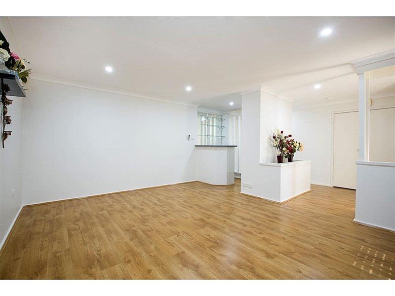 38 The Lakes Drive, Glenmore Park NSW 2745