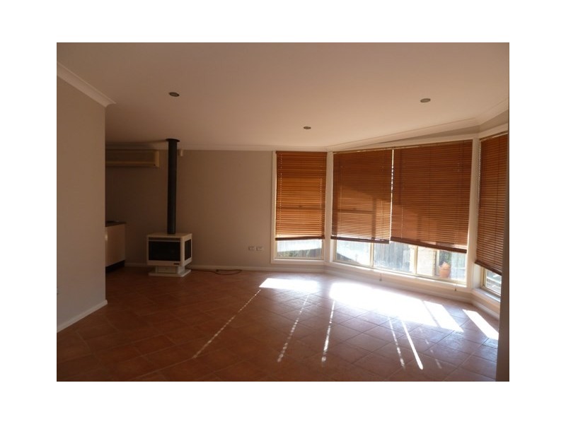 35 Geranium Close, Glenmore Park NSW 2745