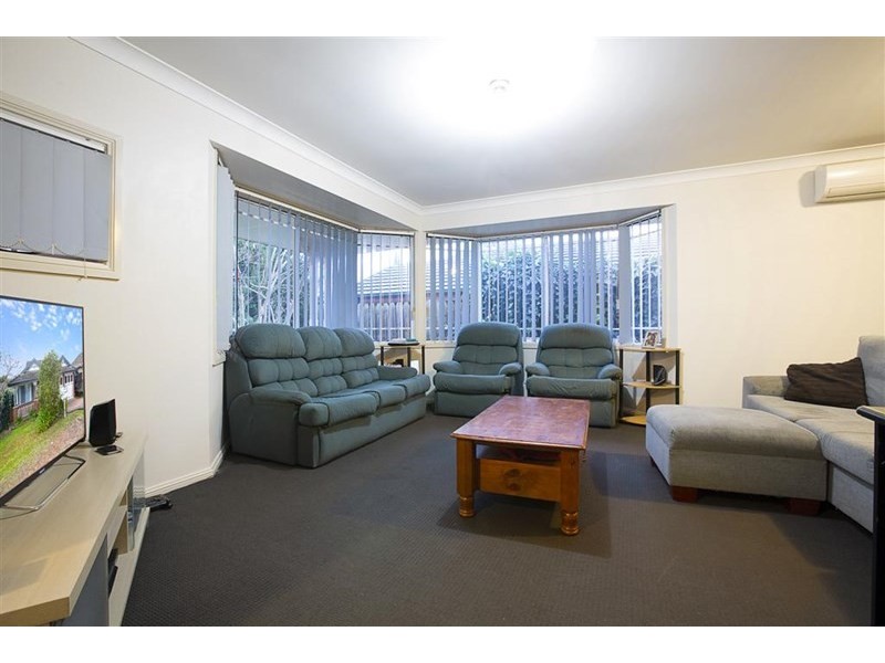 22 The Lakes Drive, Glenmore Park NSW 2745