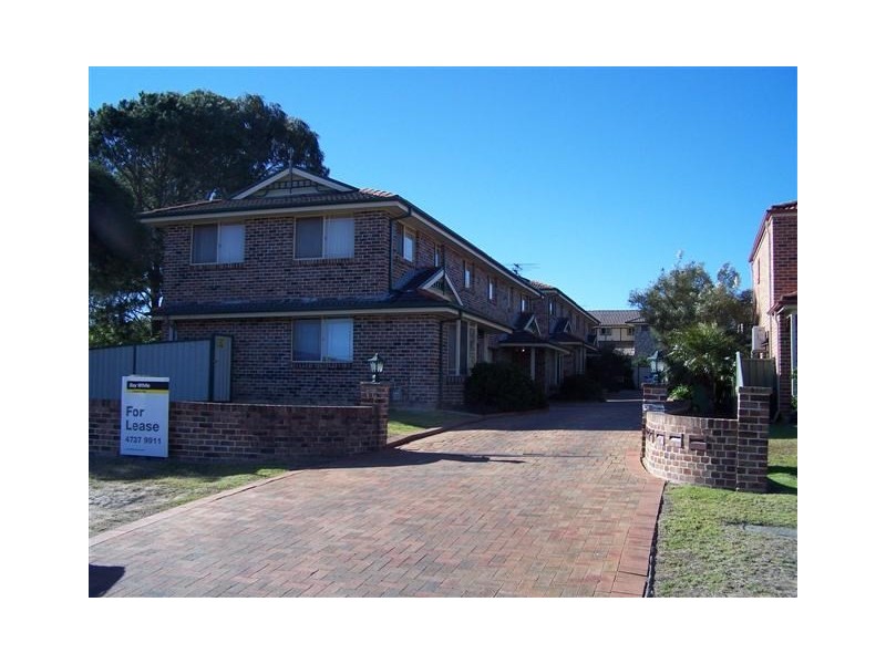 2/34 Luttrell Street, Glenmore Park NSW 2745