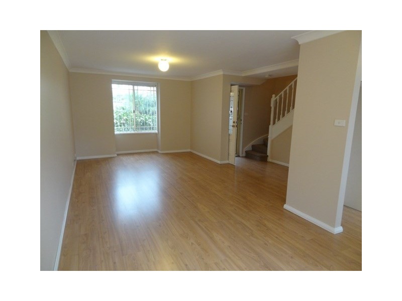 2/34 Luttrell Street, Glenmore Park NSW 2745