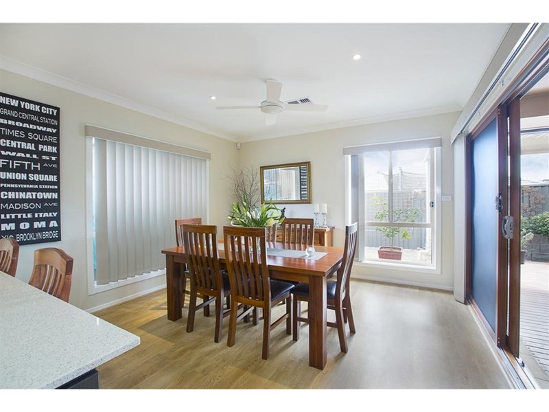 13 Foothills Terrace, Glenmore Park NSW 2745