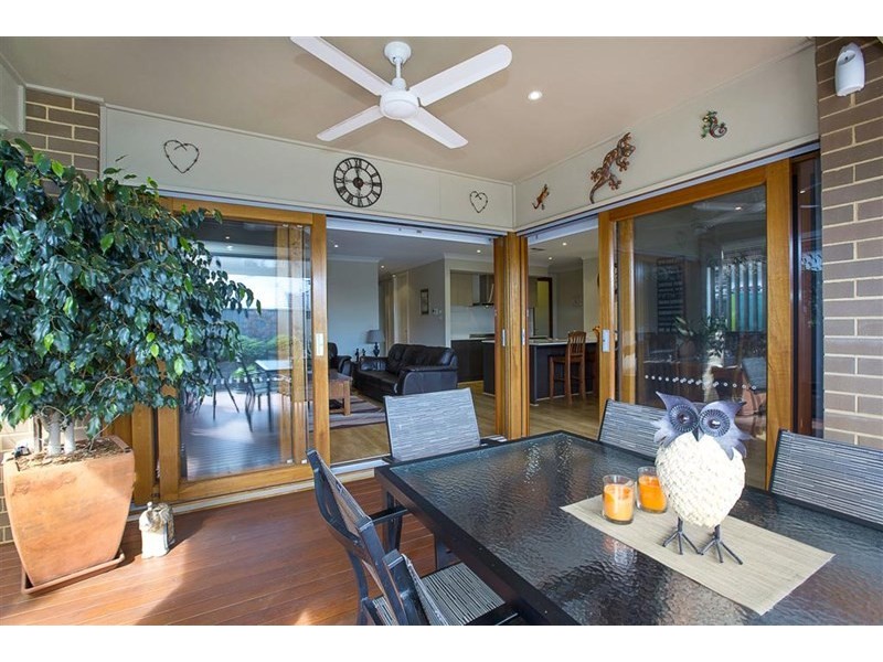 13 Foothills Terrace, Glenmore Park NSW 2745