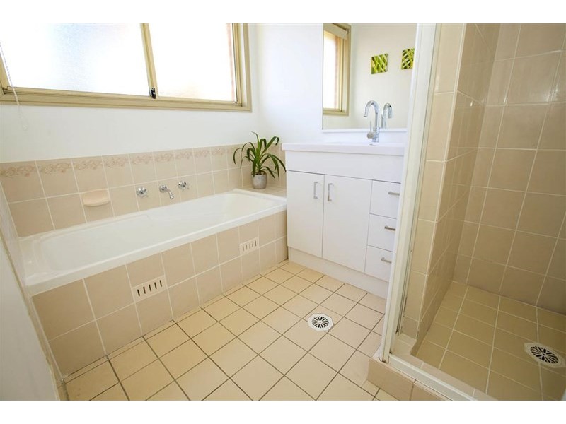 22 Kumbara Close, Glenmore Park NSW 2745