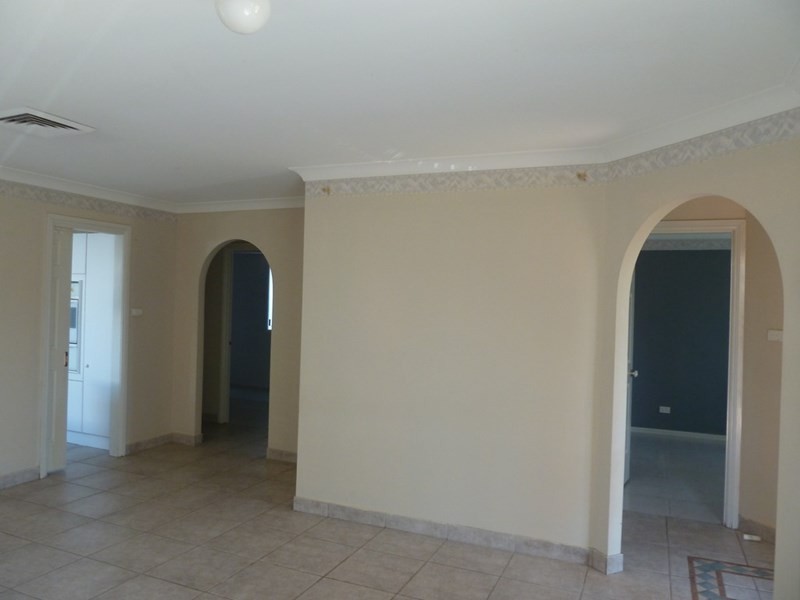 22 Midin Close, Glenmore Park NSW 2745