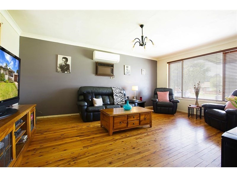 17 Milton Street, Colyton NSW 2760