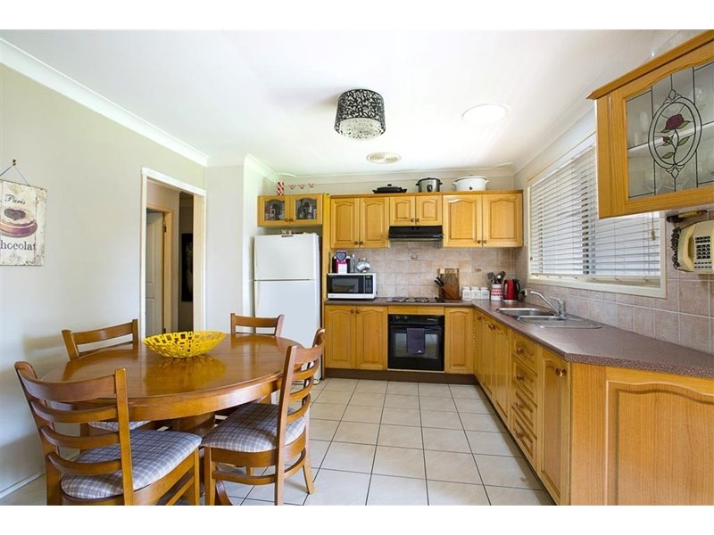 17 Milton Street, Colyton NSW 2760