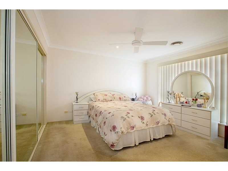 64 Aberdeen Circuit, Glenmore Park NSW 2745