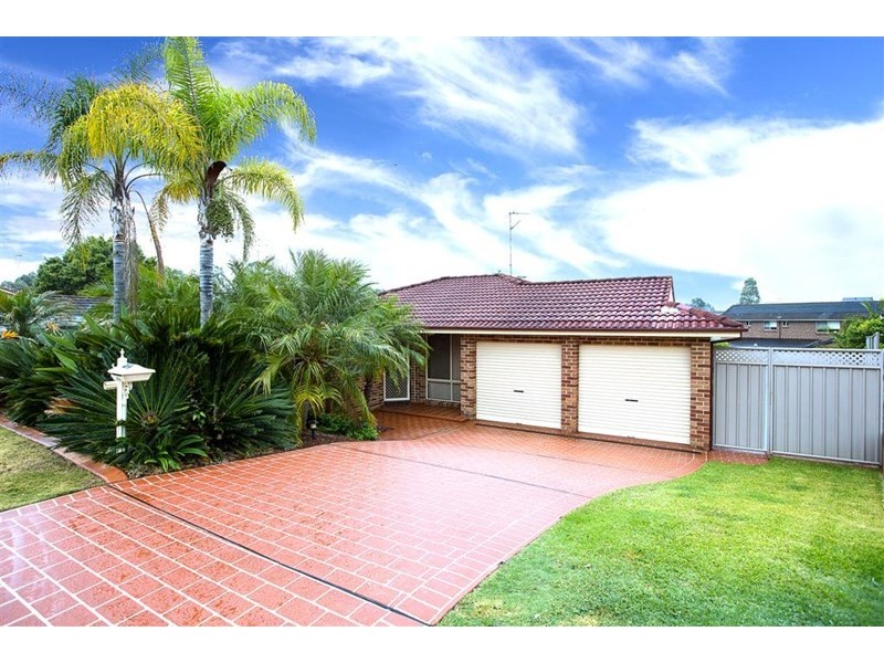 10 Honeysuckle Avenue, Glenmore Park NSW 2745