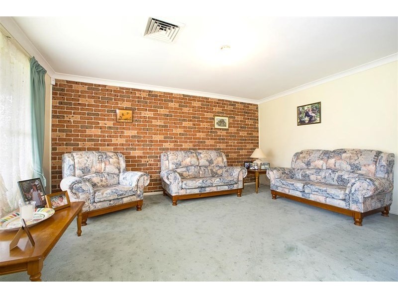 3 Camellia Avenue, Glenmore Park NSW 2745