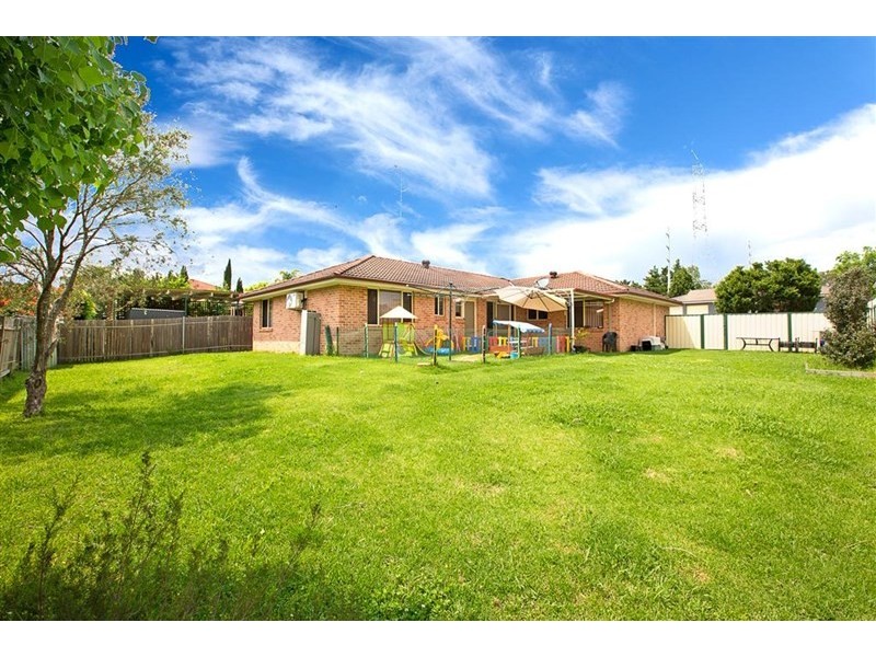 3 Yellowgum Close, Glenmore Park NSW 2745