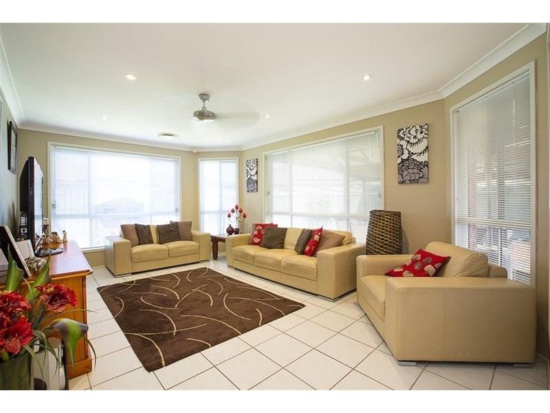 31 Butcherbird Place, Glenmore Park NSW 2745