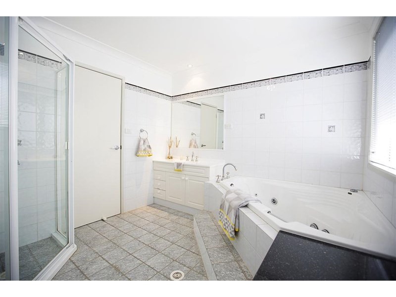 31 Butcherbird Place, Glenmore Park NSW 2745