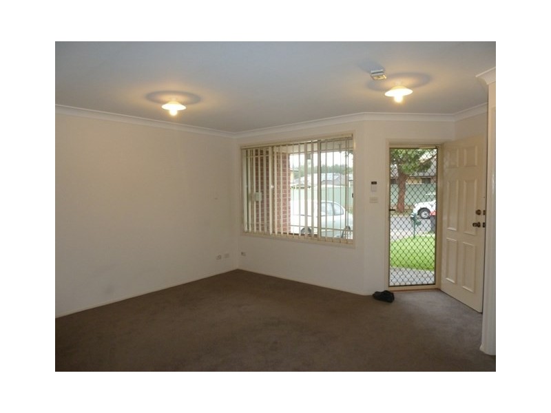 5 Kukundi Drive, Glenmore Park NSW 2745