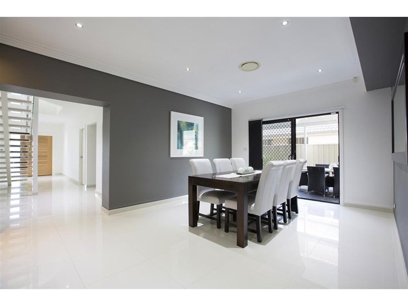 114 Ridgetop Drive, Glenmore Park NSW 2745