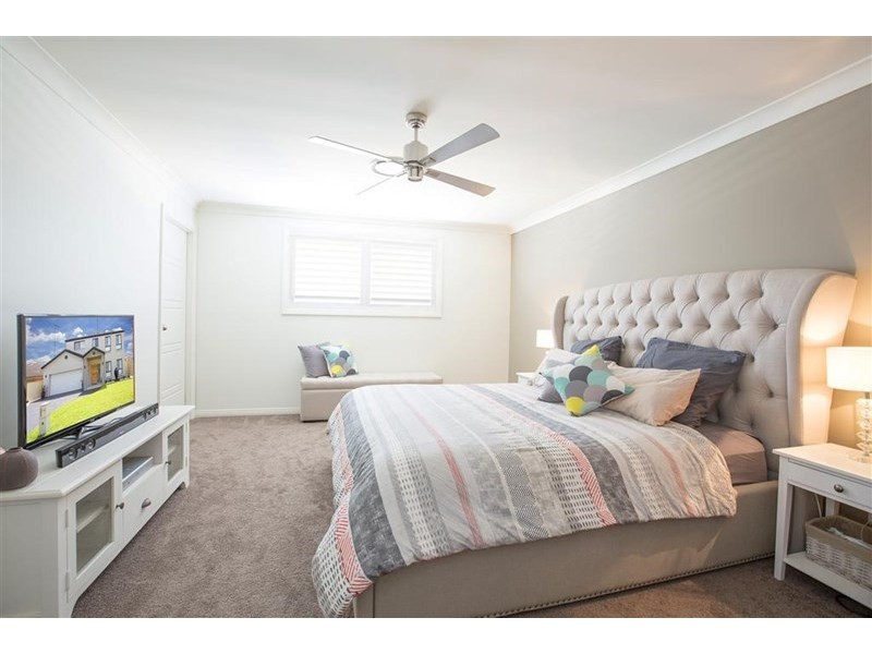 114 Ridgetop Drive, Glenmore Park NSW 2745