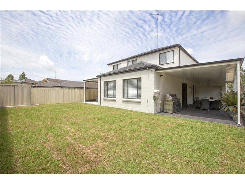 114 Ridgetop Drive, Glenmore Park NSW 2745