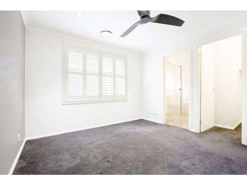 121 Glenmore Ridge Drive, Glenmore Park NSW 2745