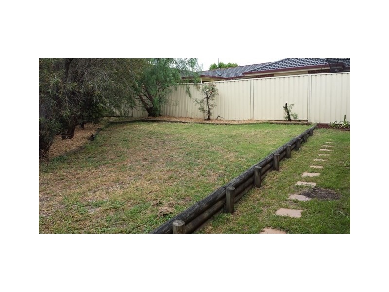 8 Punka Place, Glenmore Park NSW 2745