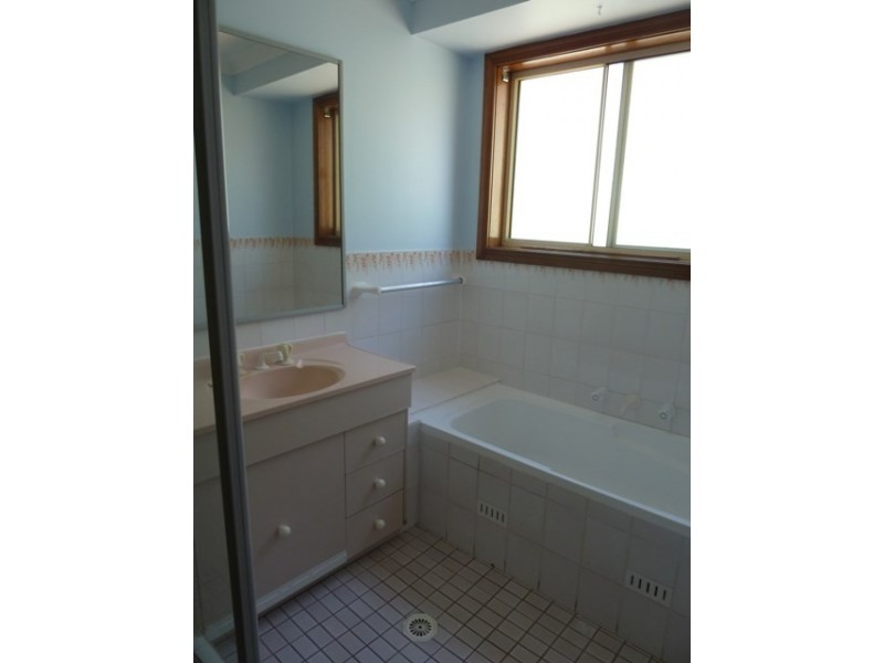 18 Fitzgerald Place, Glenmore Park NSW 2745