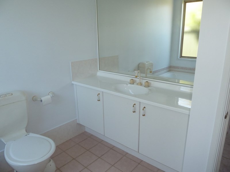 3 Nea Close, Glenmore Park NSW 2745