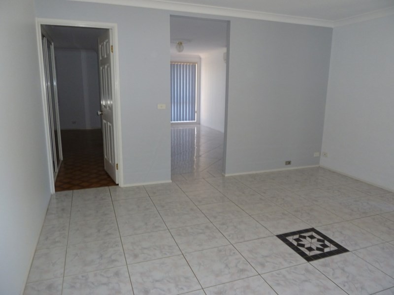 3 Nea Close, Glenmore Park NSW 2745