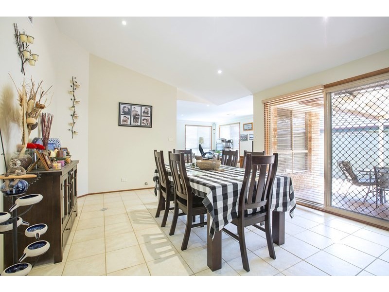 25 Butcherbird Place, Glenmore Park NSW 2745