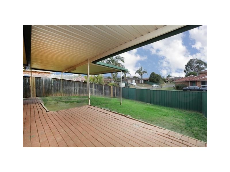 11 Bluewren Close, Glenmore Park NSW 2745