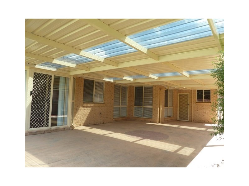 22 Wari Avenue, Glenmore Park NSW 2745