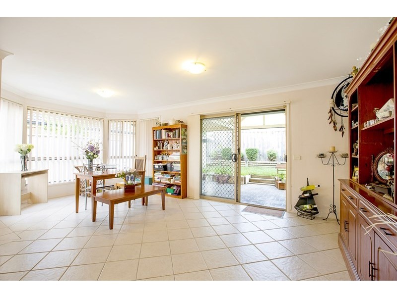 25 Dara Crescent, Glenmore Park NSW 2745