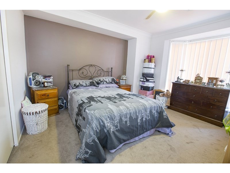 25 Dara Crescent, Glenmore Park NSW 2745